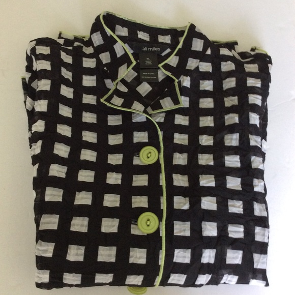 Ali Miles Tunic Top PL Artsy Sharkbite Hem Black White Button Up Contemporary - Picture 15 of 15